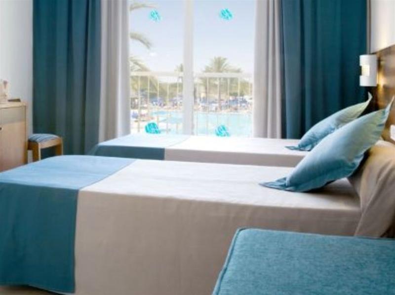 Globales Aparthotel Bouganvilla Sa Coma  Exterior foto
